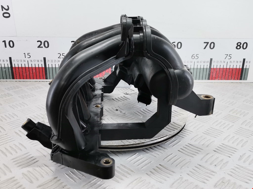 Коллектор впускной FORD Fiesta 2001-2008