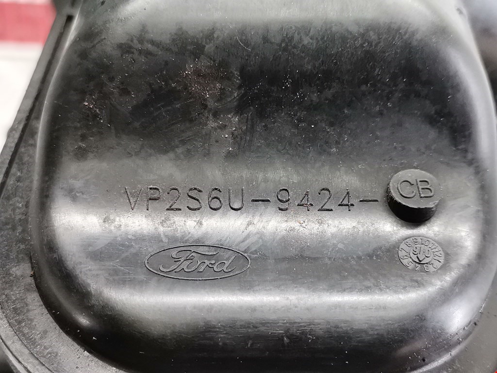 Коллектор впускной FORD Fiesta 2001-2008