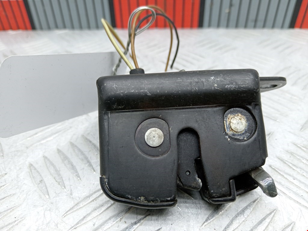 Замок багажника (крышки двери) FIAT Punto II (188) 1999-2007