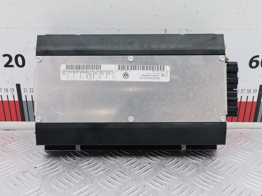 Усилитель акустической системы VOLKSWAGEN Phaeton 2002-2016