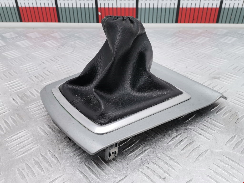 Чехол кулисы КПП FORD Focus II 2005-2011