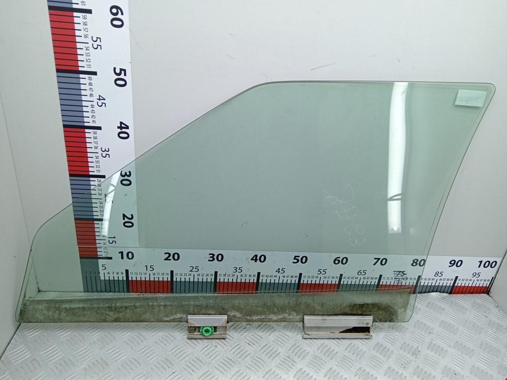 Стекло двери переднее правое VOLVO 850 R 1991-1997