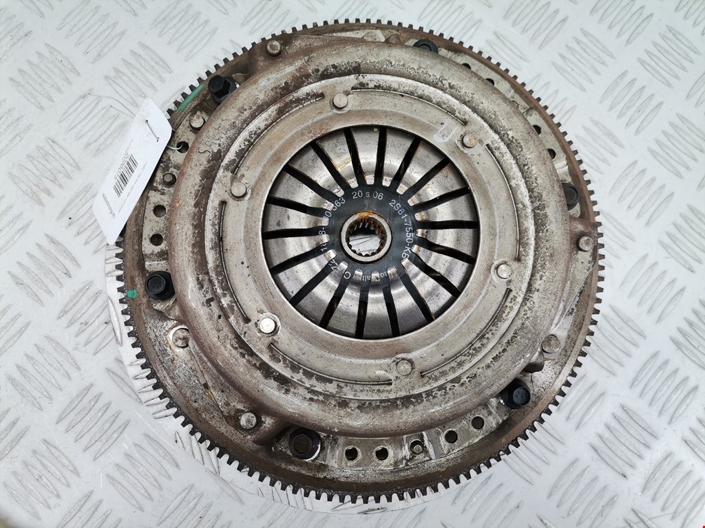 Маховик (демпфер сцепления) FORD Fiesta 2001-2008