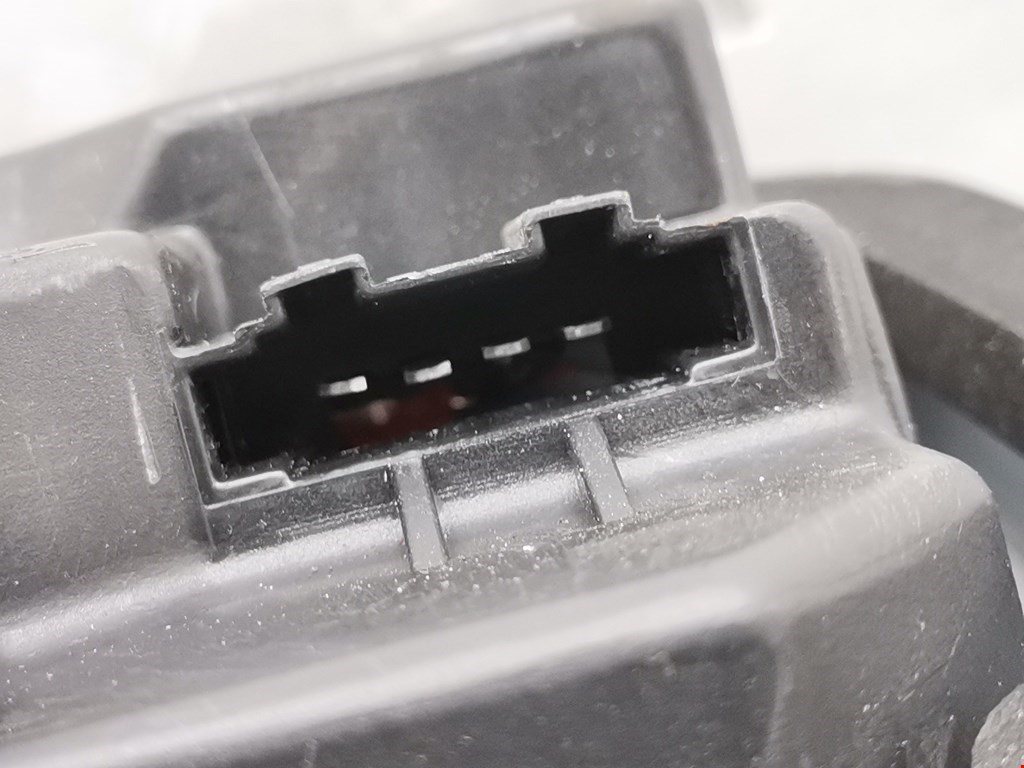 Фонарь задний левый FORD Galaxy 1995-2005