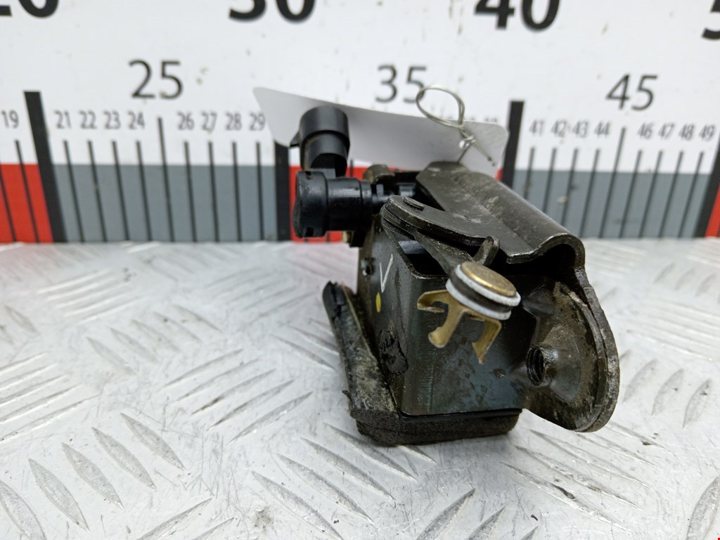 Замок багажника (крышки двери) CHRYSLER Voyager III GS 1995-2000