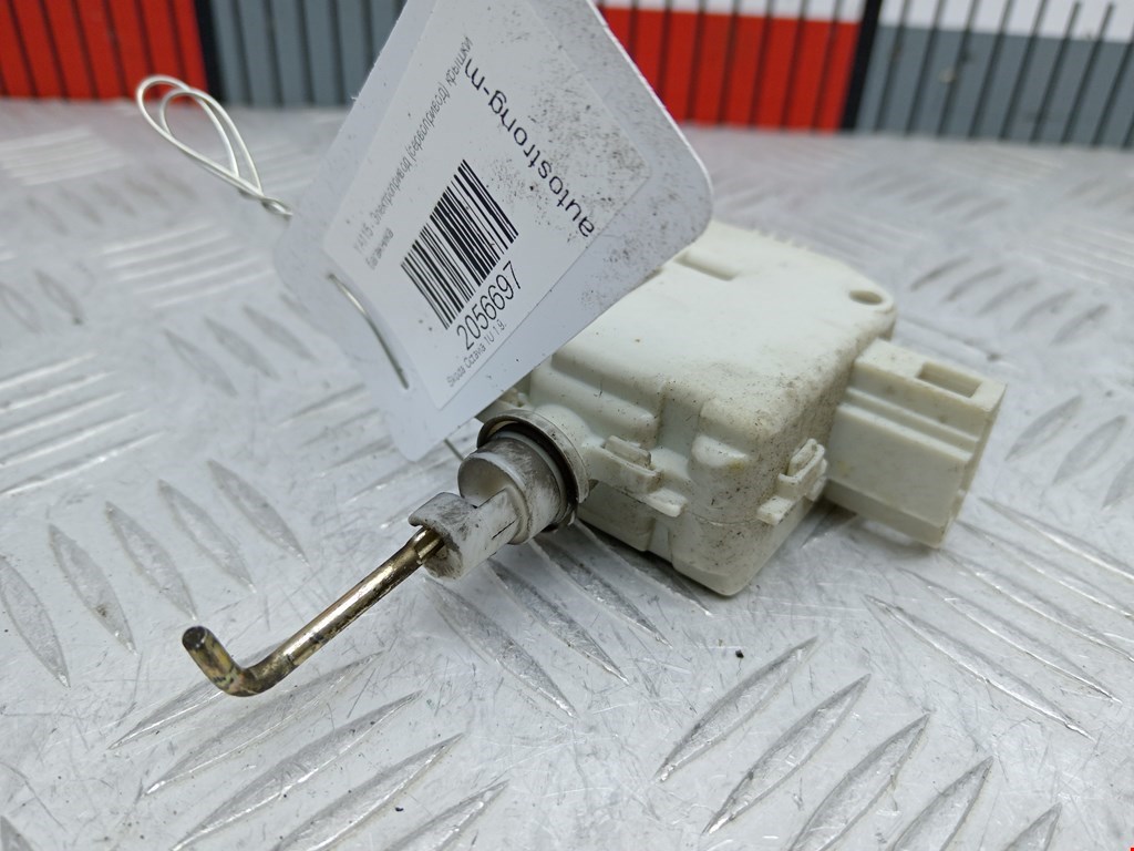 Активатор замка багажника SKODA Octavia A4 1U- 1997-2010