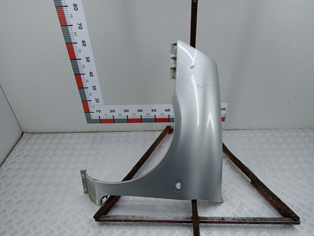 Крыло переднее левое RENAULT Clio 1998-2008