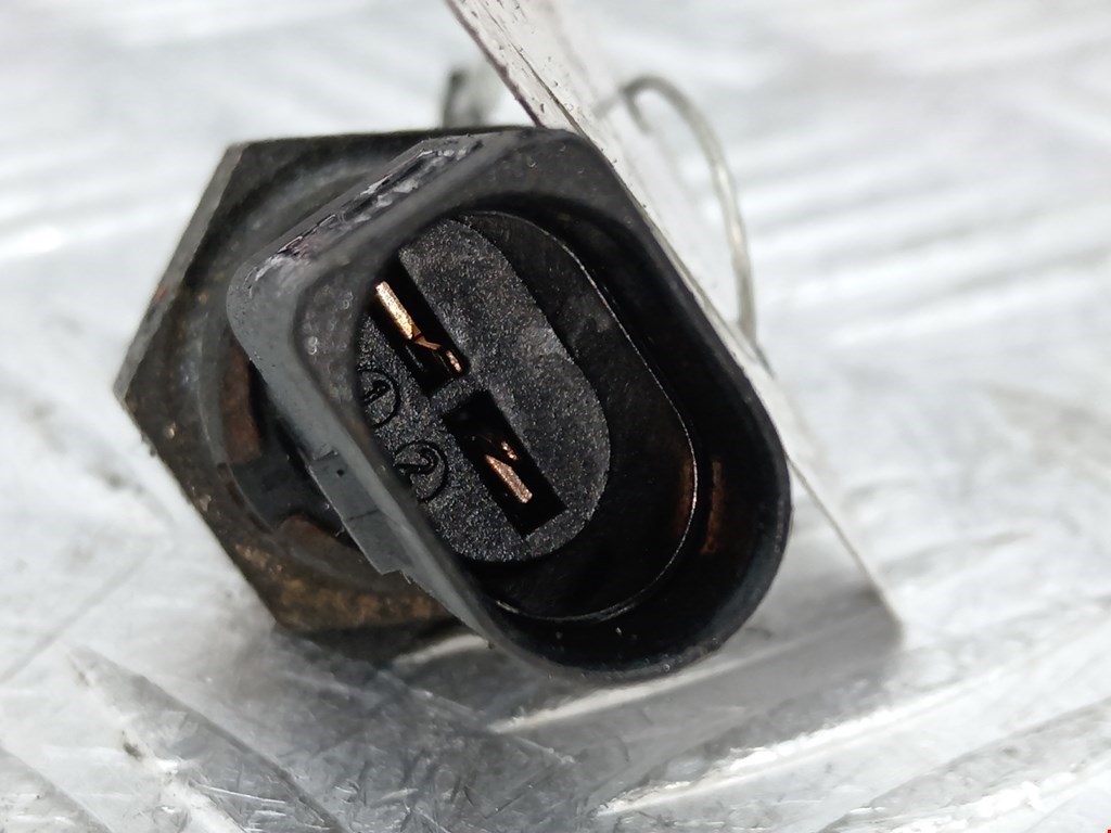 Датчик включения заднего хода VOLKSWAGEN Golf IV 1997-2003