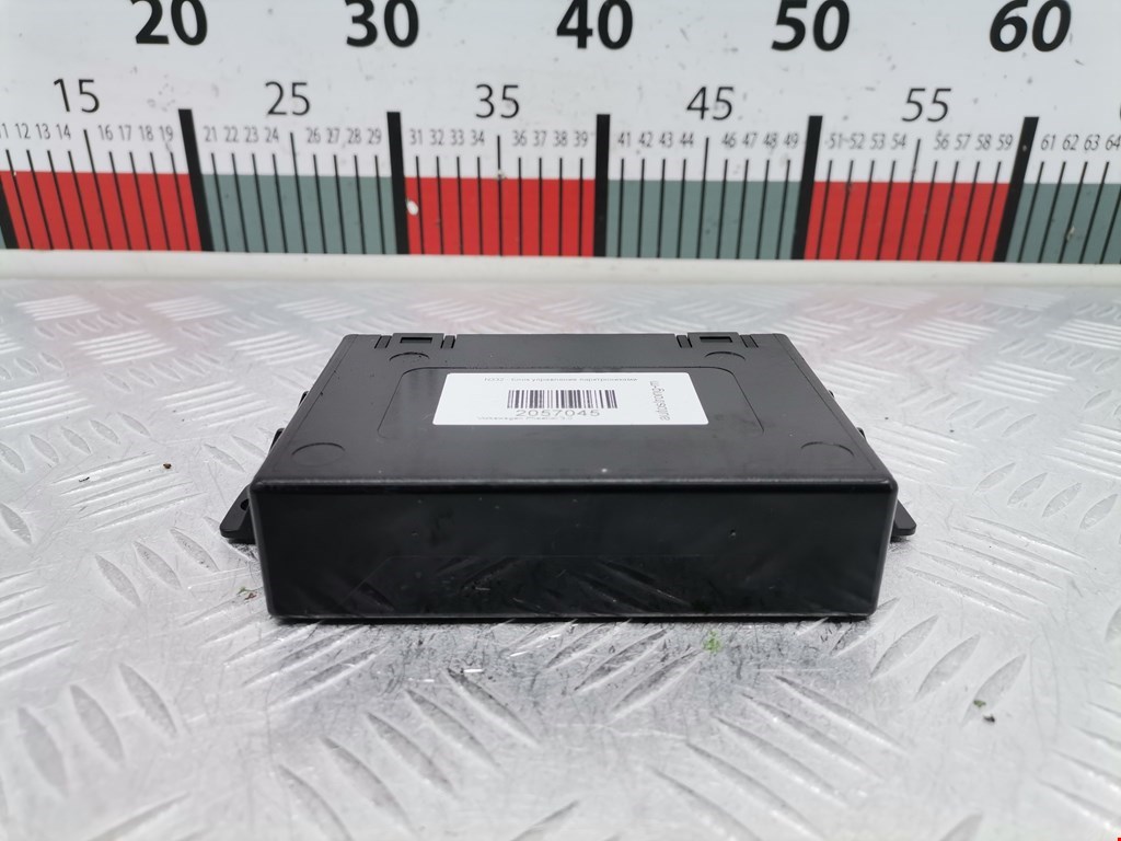 Блок управления парктрониками Volkswagen Phaeton (2002-2016)