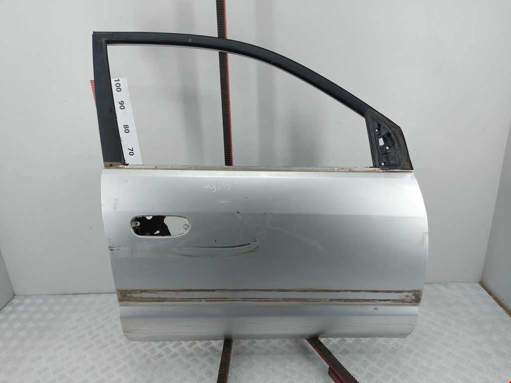 Дверь передняя правая MITSUBISHI Space Star 1999-2006