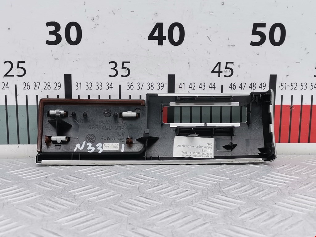 Накладка декоративная VOLKSWAGEN Touareg 2002-2010