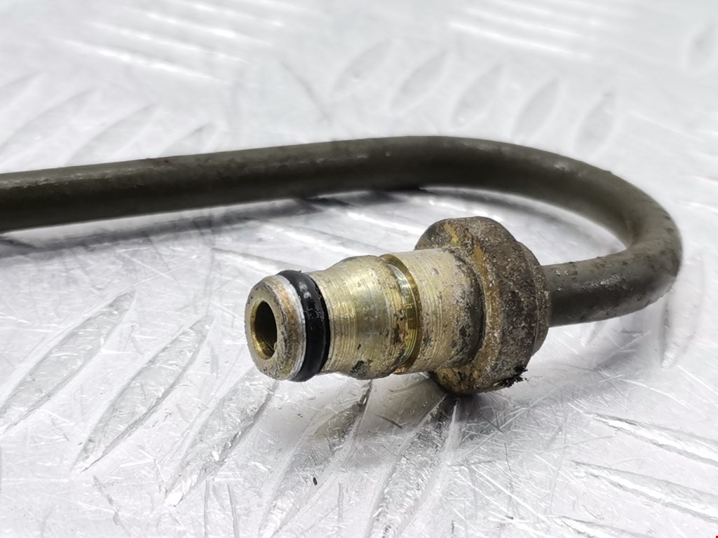 Трубка цилиндра сцепления OPEL Omega B 1994-2004