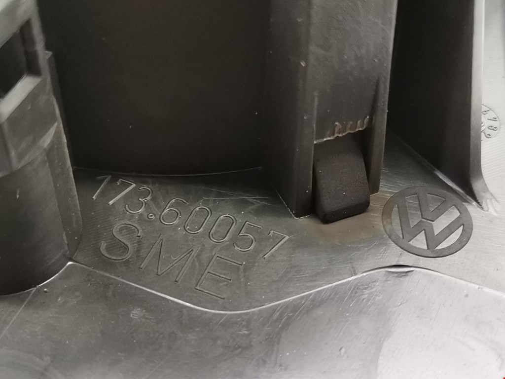 Моторчик (мотор) отопителя салона VOLKSWAGEN Touareg 2002-2010