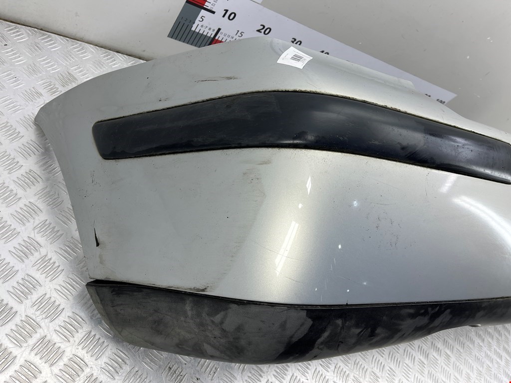 Бампер задний VOLKSWAGEN Golf III 1991-1997