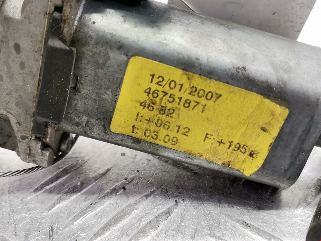 Моторчик (двигатель) стеклоподъемника ALFA ROMEO 147 2000-2010