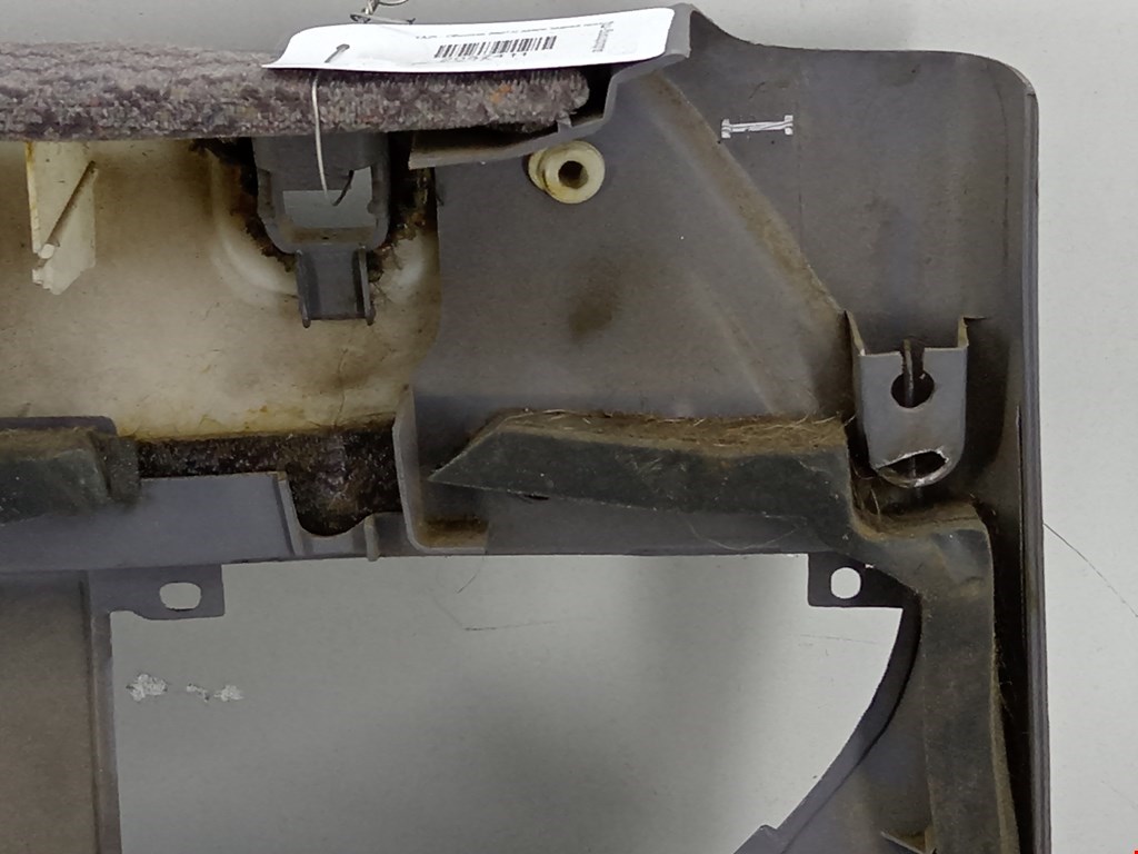 Обшивка двери задняя правая CHRYSLER Voyager III GS 1995-2000