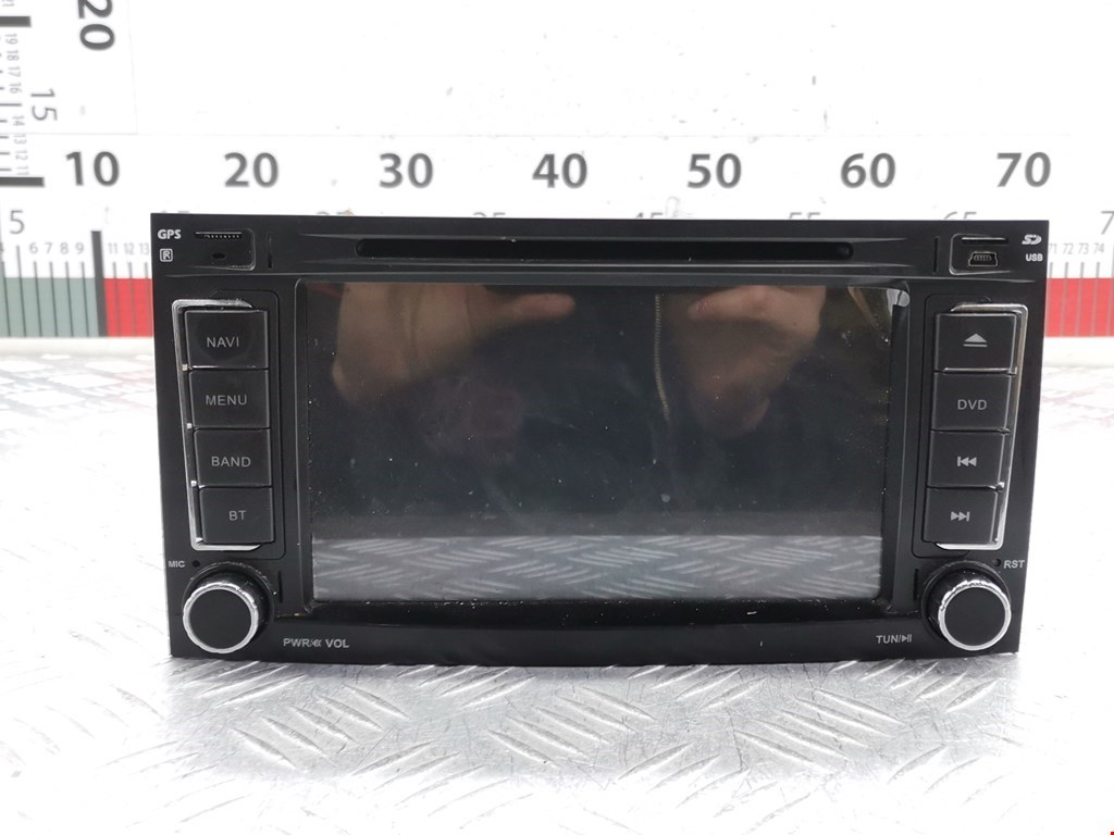 Магнитола VOLKSWAGEN Touareg 2002-2010