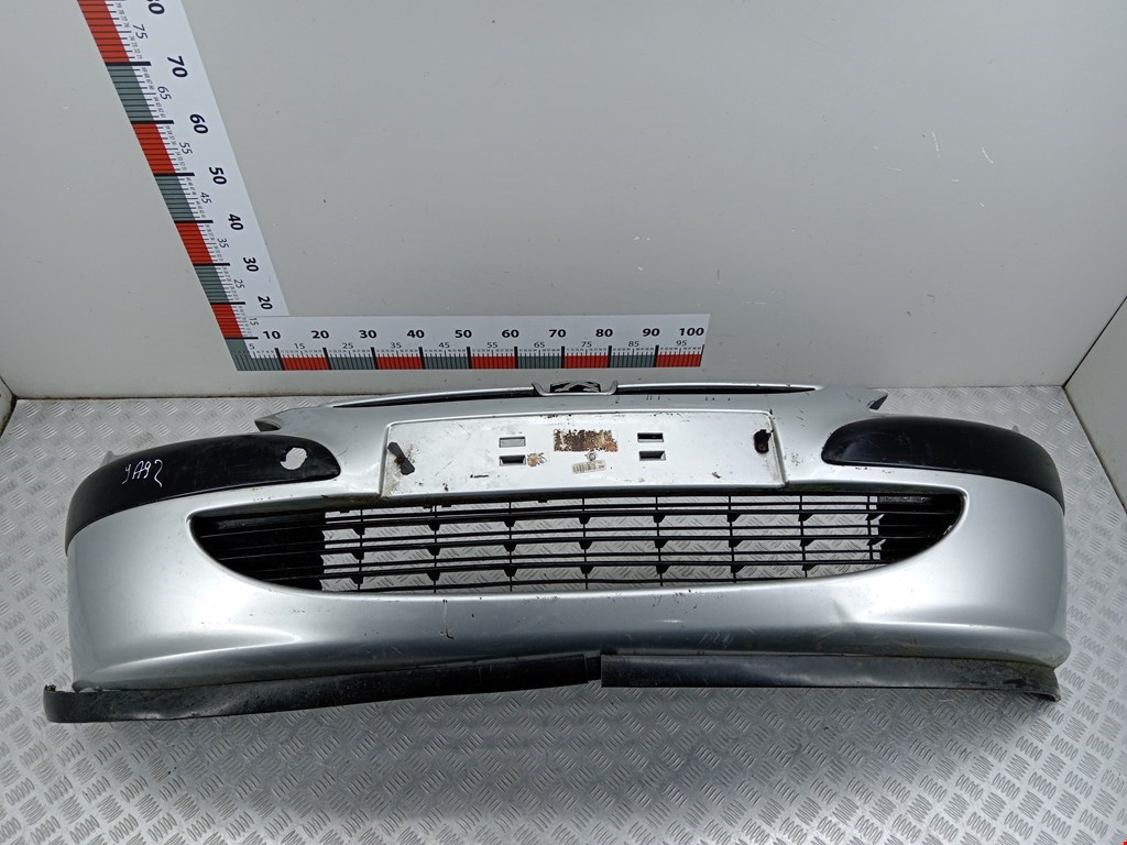 Бампер передний Peugeot 307 (2001-2008)