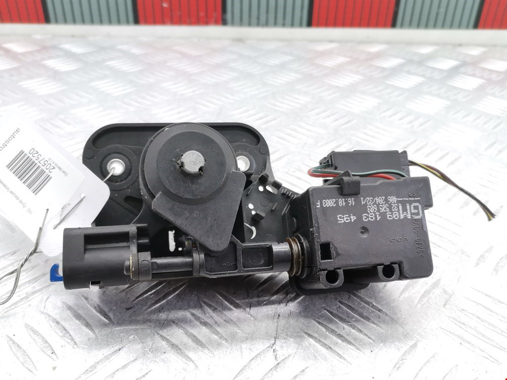 Ручка двери багажника наружная OPEL Meriva A 2003-2010