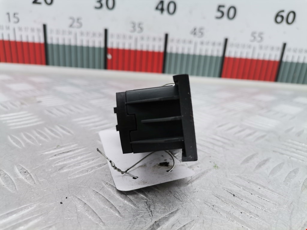 Кнопка антипробуксовочной системы VOLKSWAGEN Touareg 2002-2010