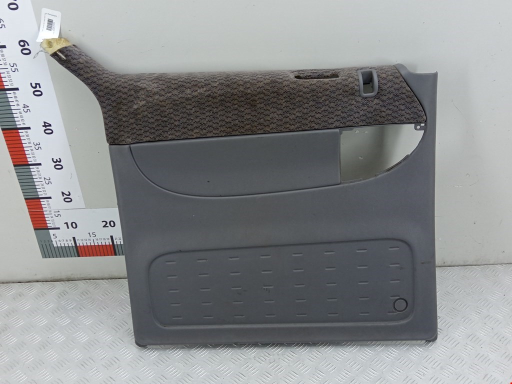 Обшивка (карта) двери задней левой Chrysler Voyager 3 (1995-2001)