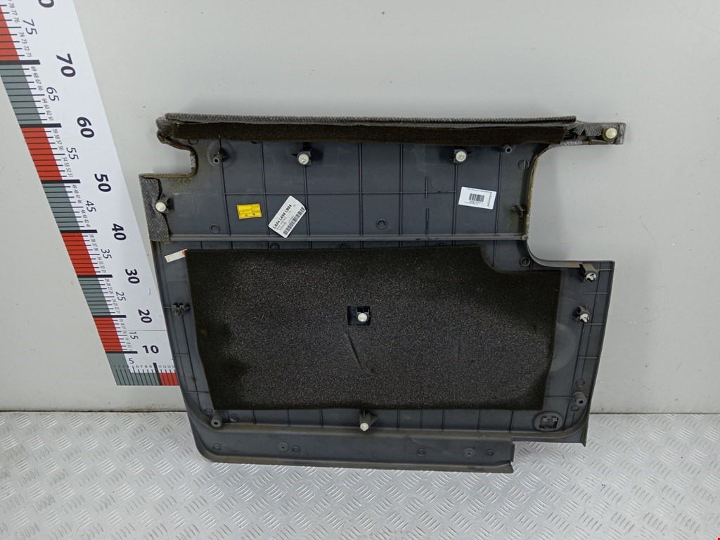 Обшивка двери задняя правая KIA Carnival I 1999-2005