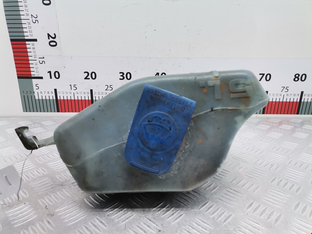 Бачок омывателя VOLKSWAGEN Passat B3 1988-1993