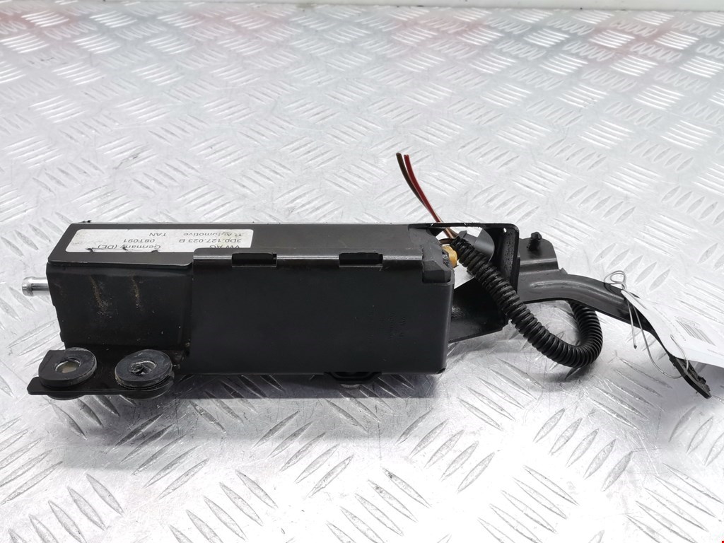 Насос топливный (электрический) VOLKSWAGEN Phaeton 2002-2016