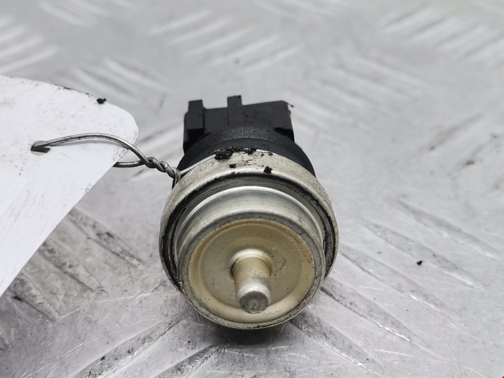 Датчик температуры (охлаждающей жидкости) RENAULT Scenic I 1996-2003