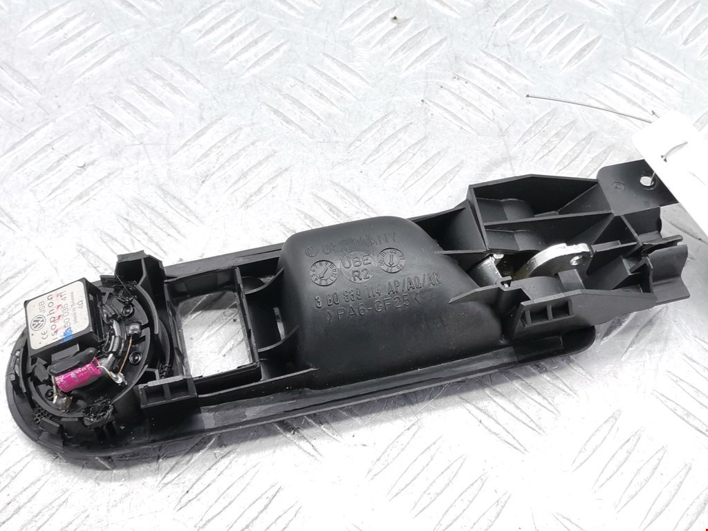 Ручка дверная задняя внутренняя правая VOLKSWAGEN Bora 1998-2005