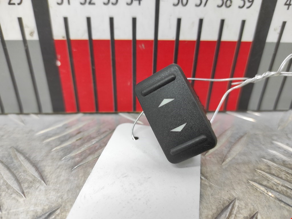 Кнопка стеклоподъемника FORD C-MAX 2003-2010