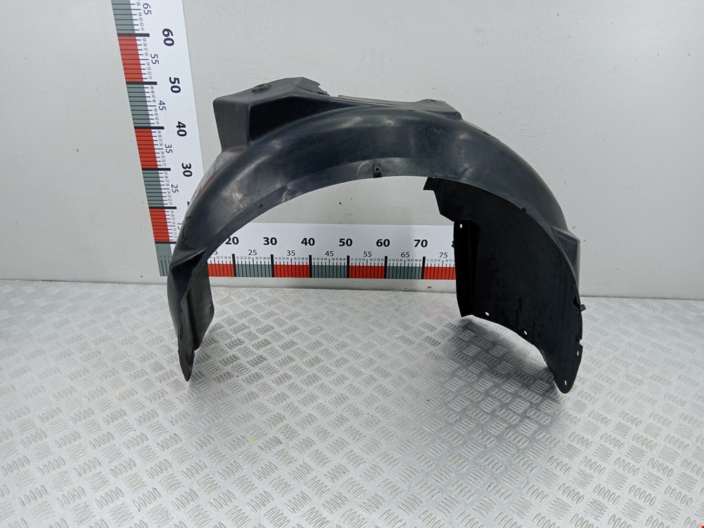 Локер (подкрылок) передний правый AUDI A6 C5 1997-2004