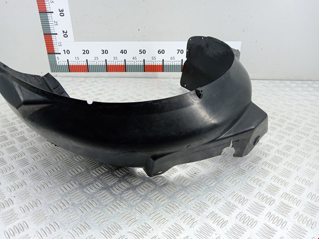 Локер (подкрылок) передний правый AUDI A6 C5 1997-2004