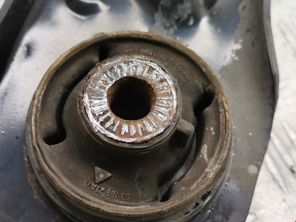 Рычаг передний правый SKODA Octavia A7 2013-2020