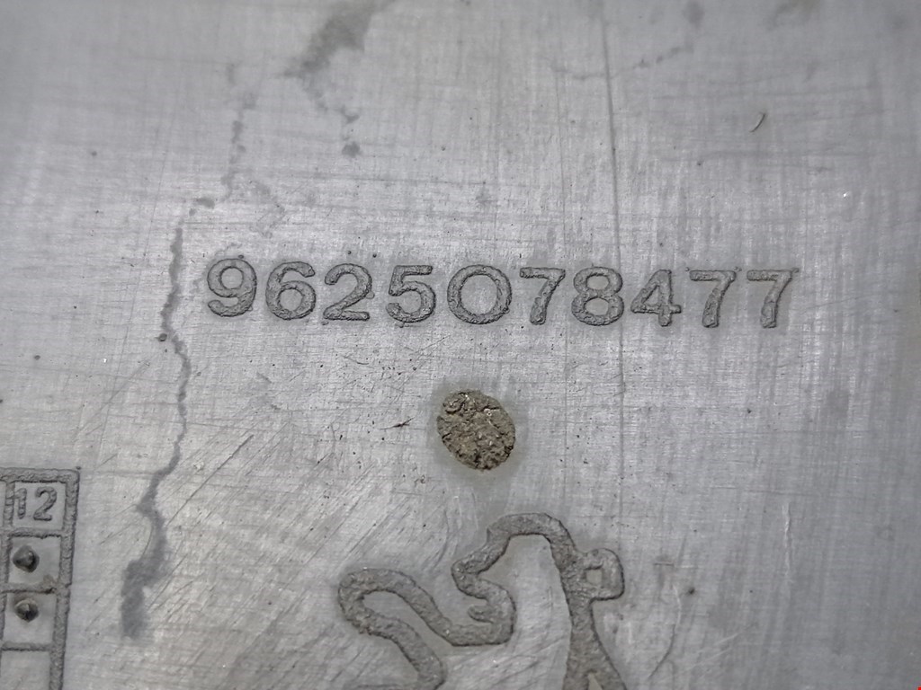 Бампер передний PEUGEOT 206 1998-2012