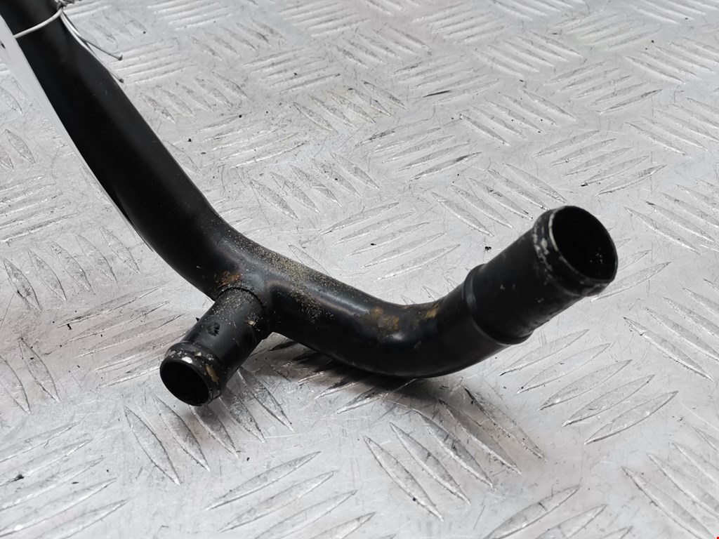 Патрубок VOLKSWAGEN Golf IV 1997-2003