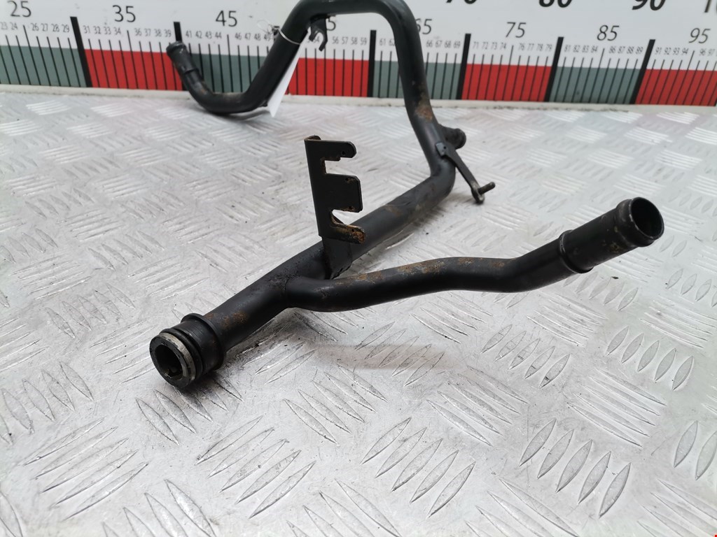 Патрубок VOLKSWAGEN Golf IV 1997-2003