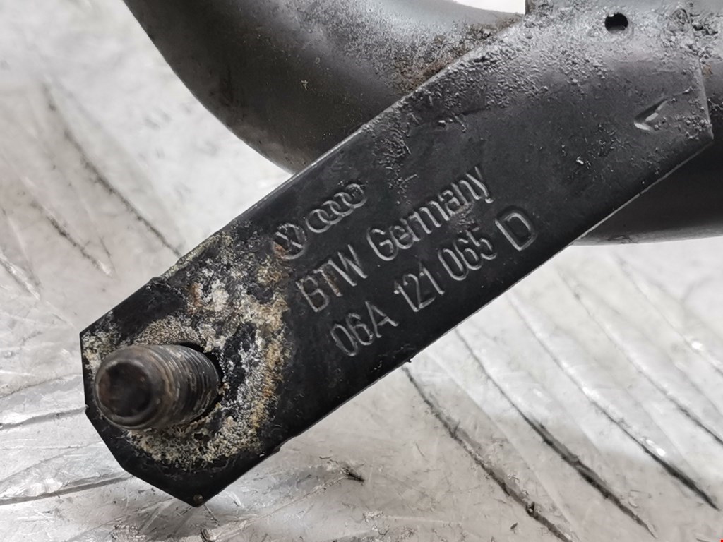 Патрубок VOLKSWAGEN Golf IV 1997-2003