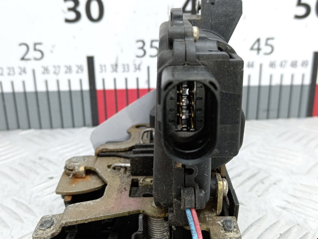 Замок двери передней правой SEAT Toledo 1998-2004