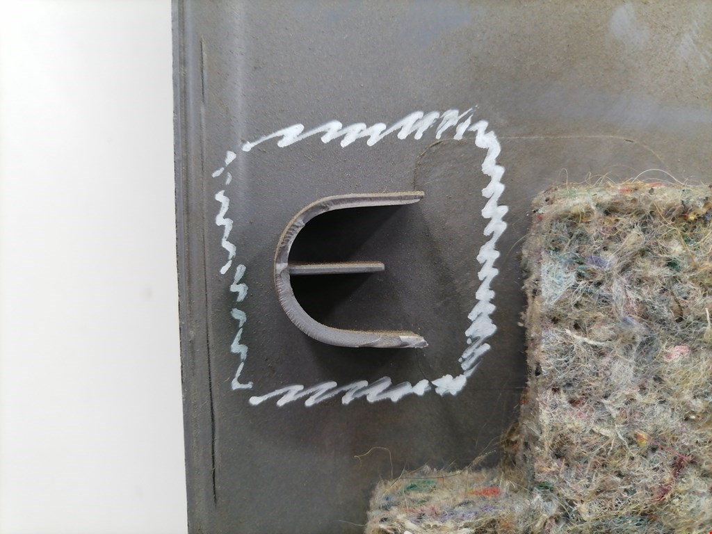 Обшивка двери задняя правая CHRYSLER Voyager III GS 1995-2000