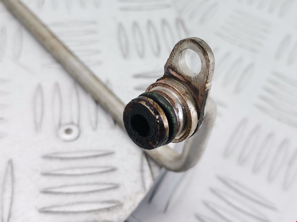 Трубка нагнетателя SEAT Leon 2005-2012