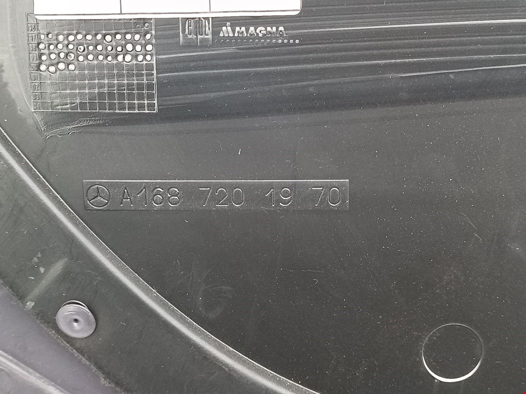 Обшивка двери передняя левая MERCEDES-BENZ A-Class W168 1997-2004