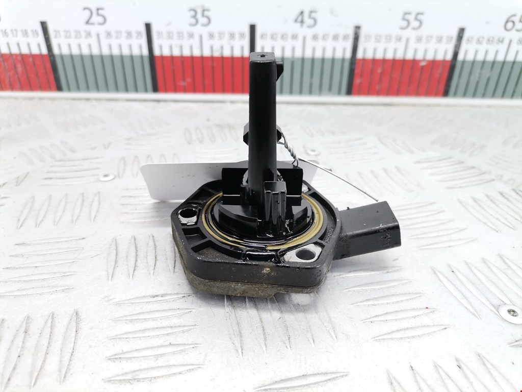 Датчик уровня масла VOLKSWAGEN Bora 1998-2005