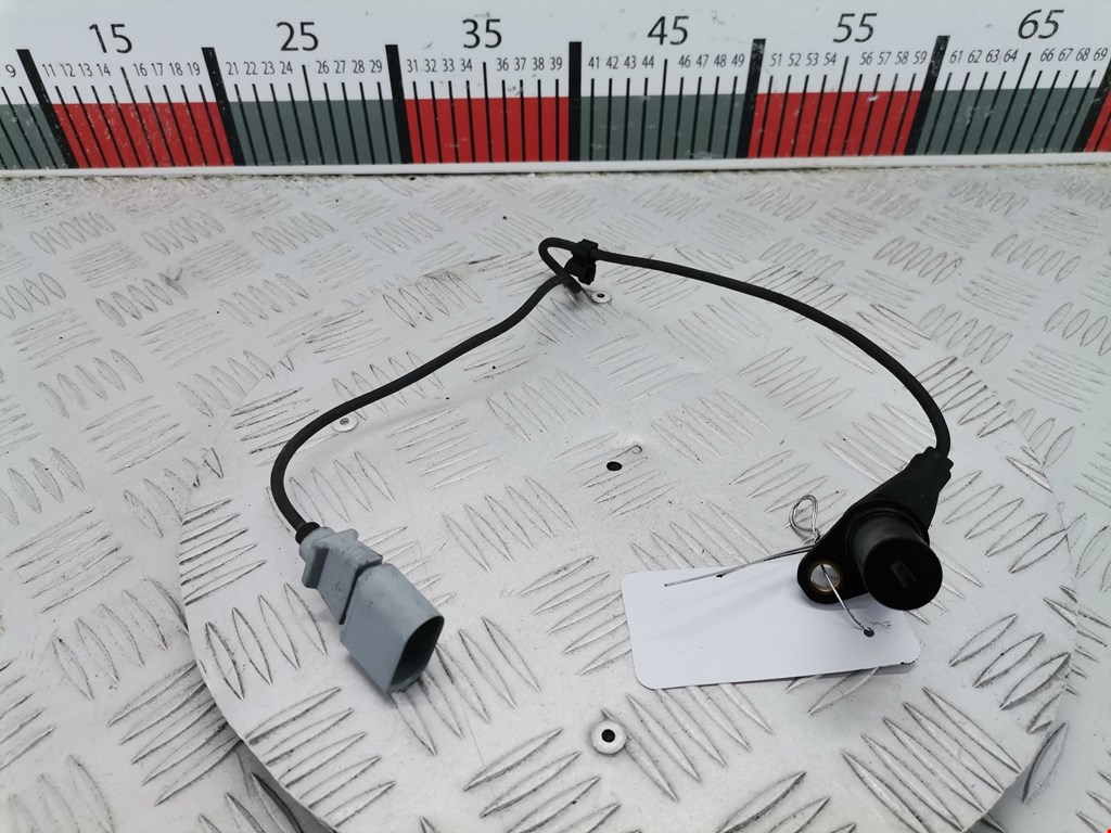 Датчик положения коленвала VOLKSWAGEN Bora 1998-2005