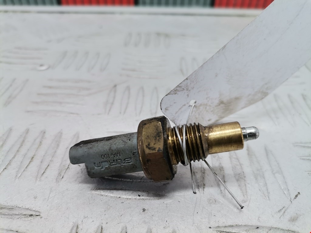 Датчик включения заднего хода (лягушка) Citroen C3 1 (2001-2010)