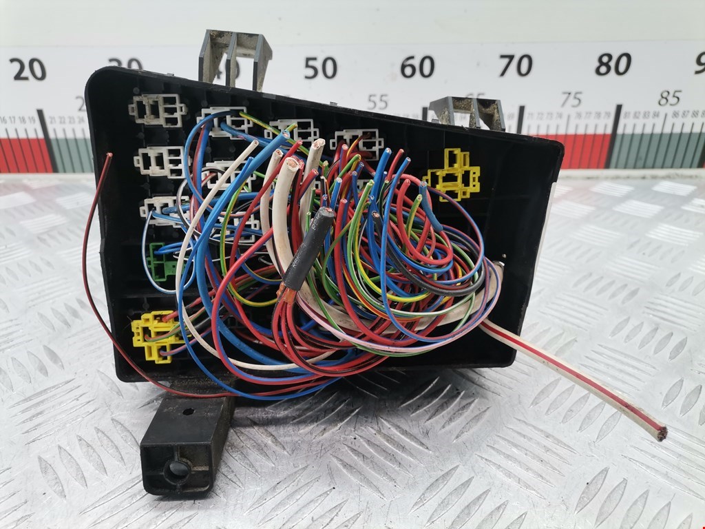 Датчик уровня в бачок омывателя MITSUBISHI Space Star 1999-2006