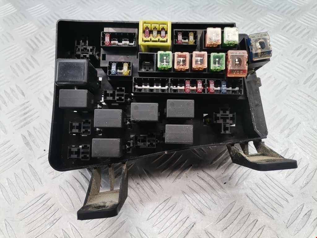 Датчик уровня в бачок омывателя MITSUBISHI Space Star 1999-2006