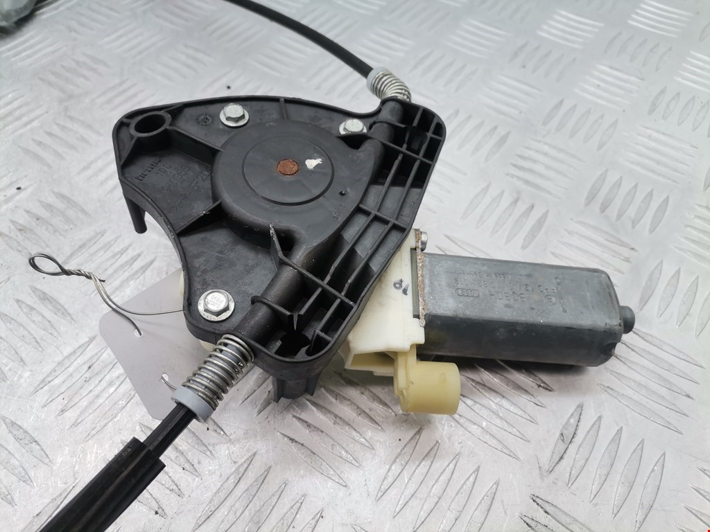 Стеклоподъемник передний правый RENAULT Clio 1998-2008