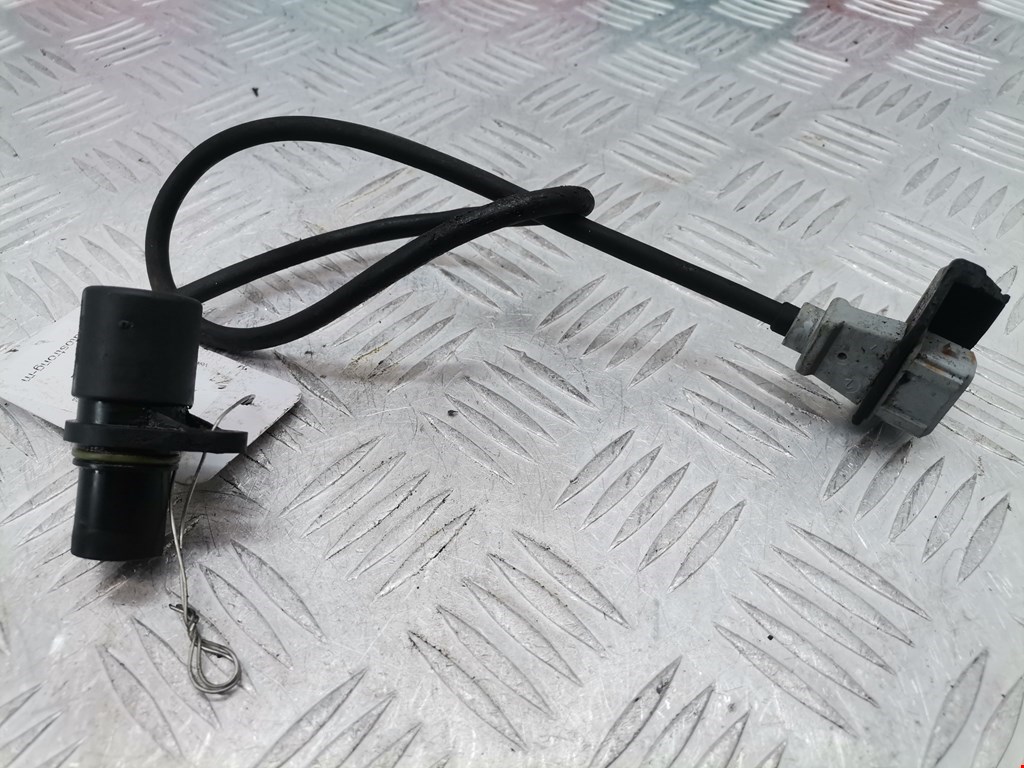Датчик положения коленвала VOLKSWAGEN Passat B5 1997-2005