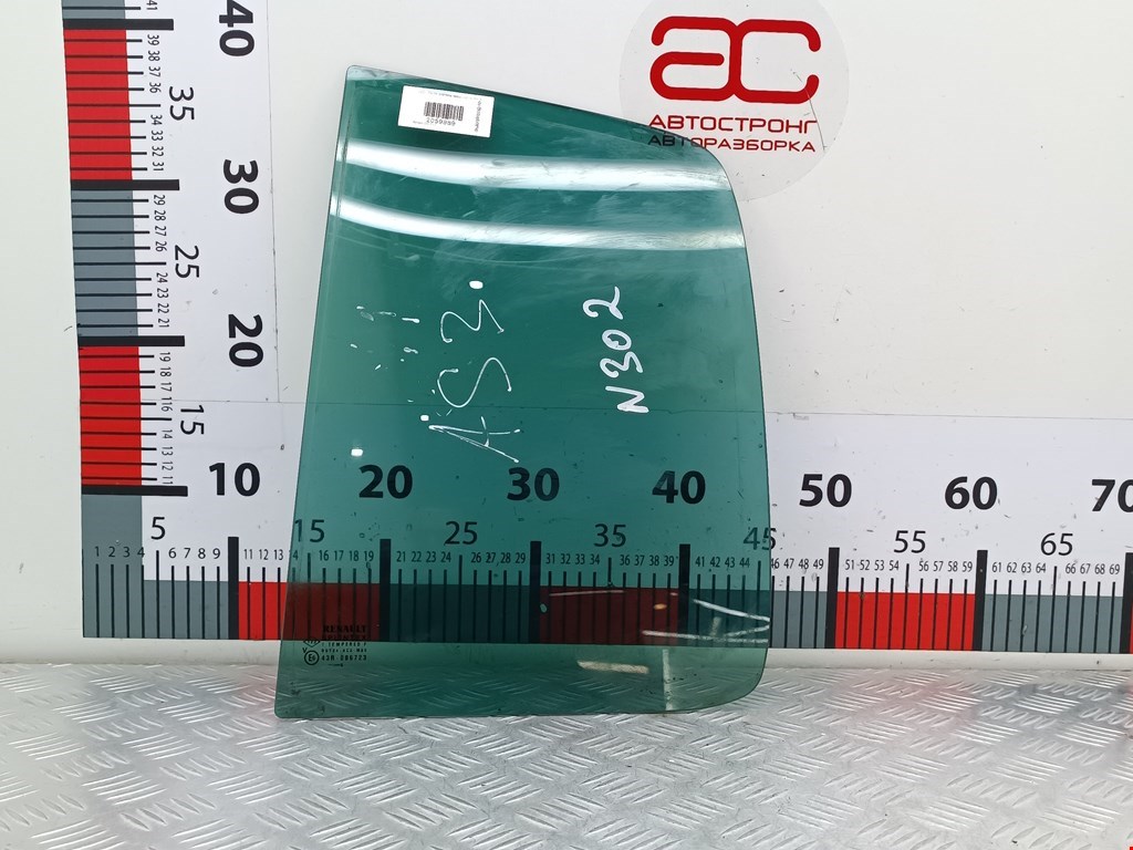 Стекло двери задней левой (форточка) Renault Clio 2 (1998-2005)